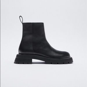 Zara Low Heeled Lug Sole Leather Ankle Boots